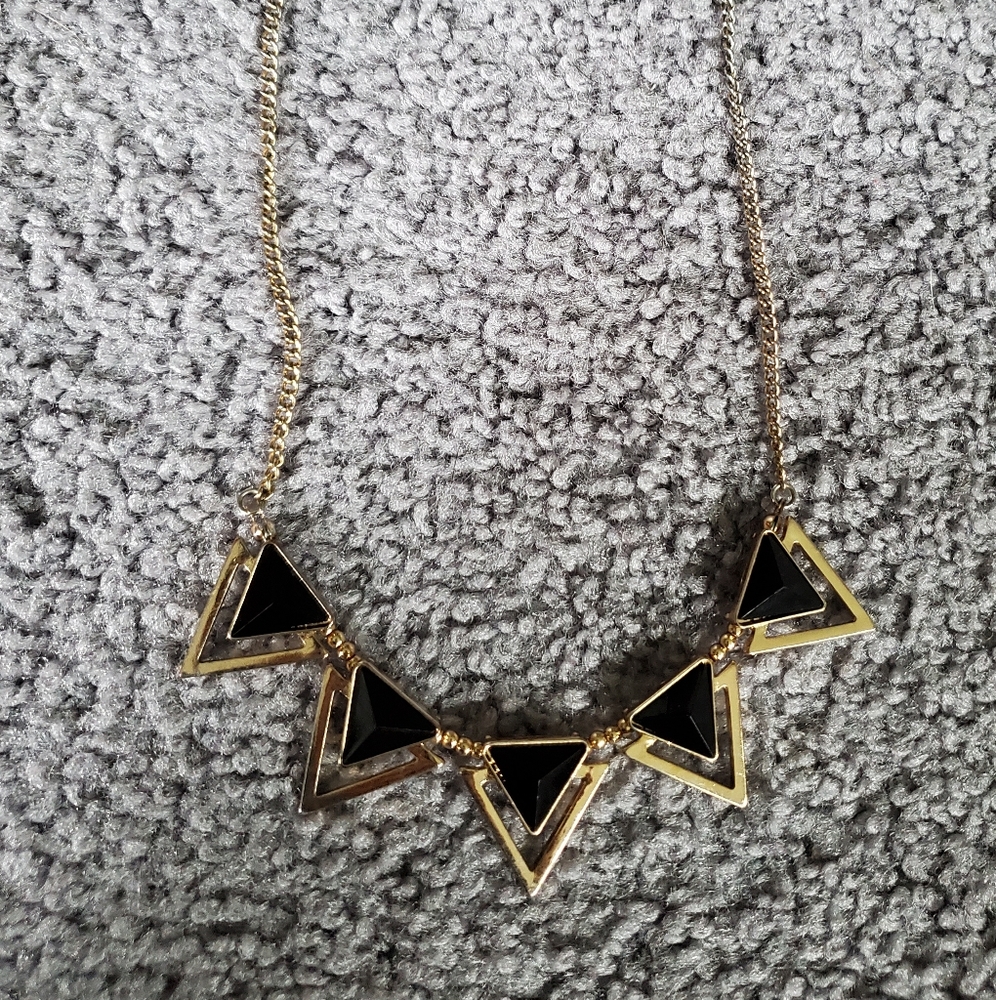 Geometric necklace